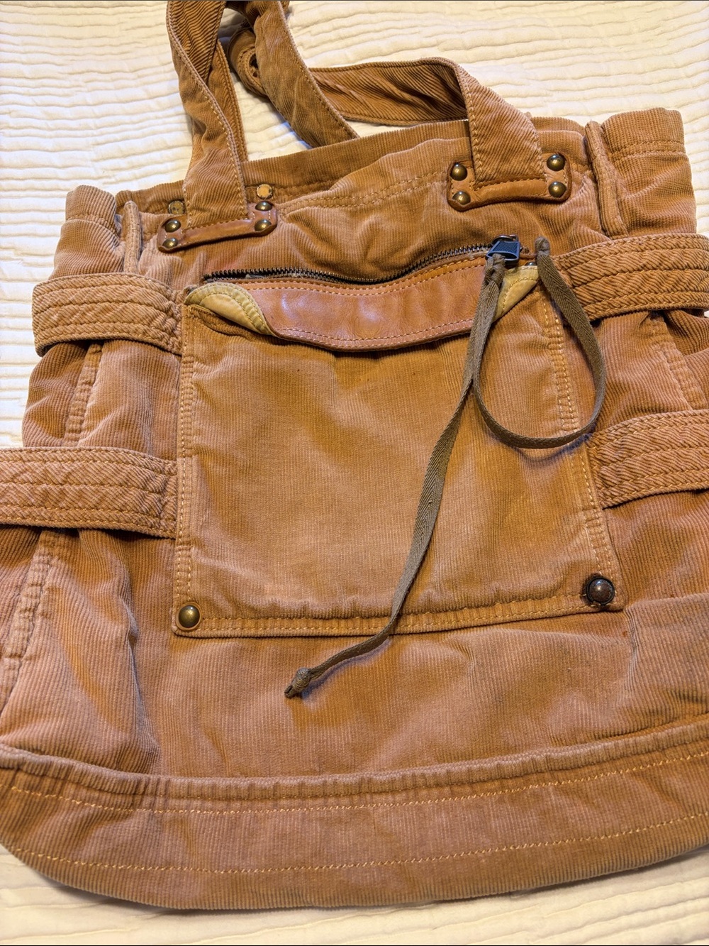 GAP Corduroy Shoulder Bag in Rust Brown
